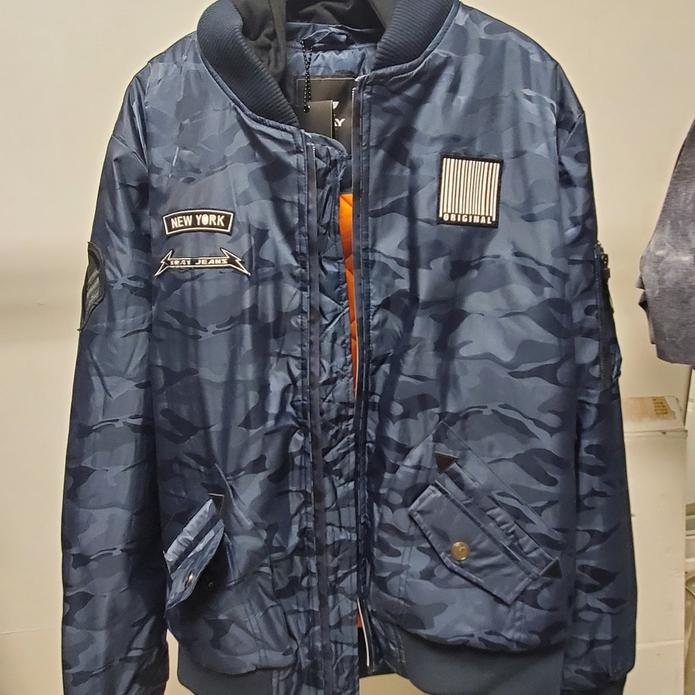NAVY CAMO JACKET